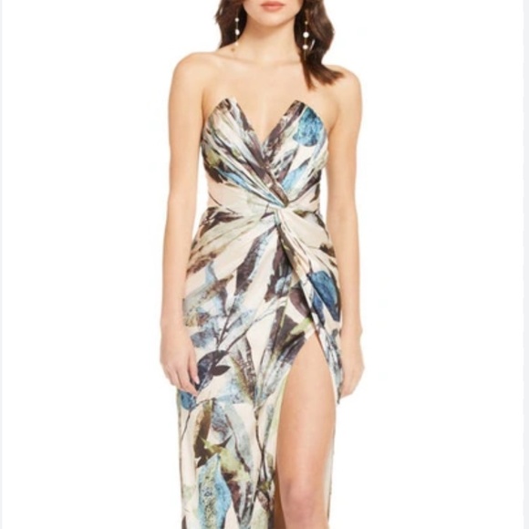 Katie May Finn Leafy Column Gown - Picture 1 of 16